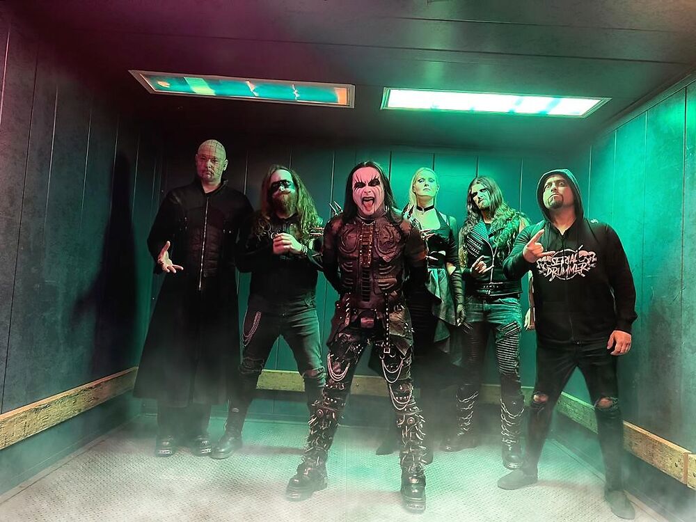 Legendarische extreme metal-formatie CRADLE OF FILTH stelt nieuwe plaat voor!